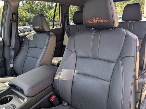 Certified 2025 Honda Passport TrailSport image 31