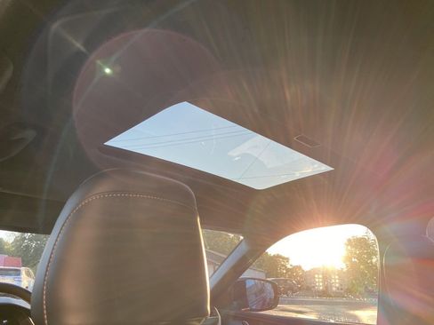 New 2025 Jeep Grand Cherokee L Altitude image 18