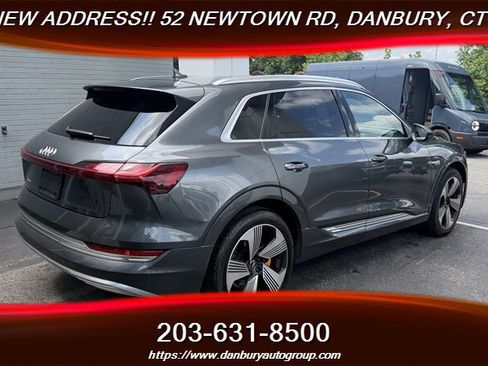 Used 2019 Audi e-tron Prestige AWD/4WD image 5