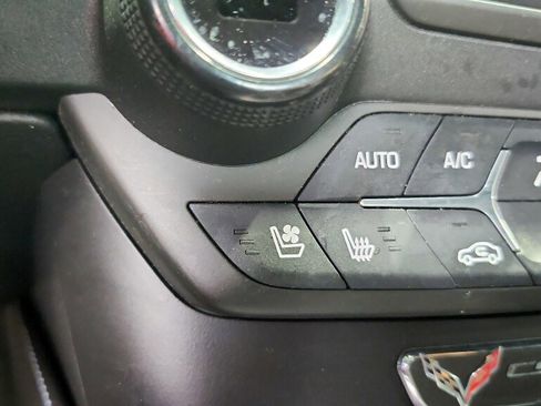 Used 2014 Chevrolet Corvette Stingray w/ 2LT Preferred Equipment Group image 23