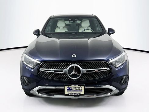 Used 2024 Mercedes-Benz GLC 300 4MATIC image 2