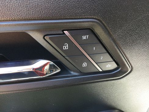 New 2025 Chevrolet Colorado Z71 w/ Technology Package image 10