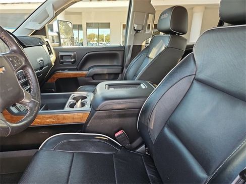 Used 2017 Chevrolet Silverado 2500 High Country w/ Duramax Plus Package image 15