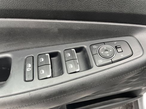 Used 2023 Hyundai Santa Fe SEL image 15