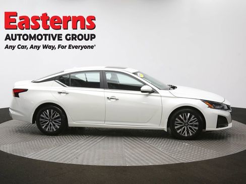 Used 2024 Nissan Altima 2.5 SV w/ SV Premium Package image 46
