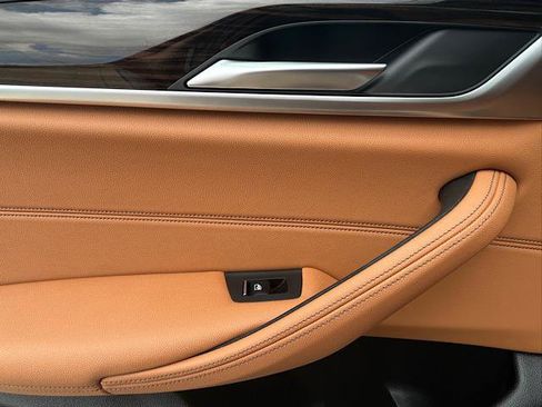 Certified 2022 BMW 530i xDrive 530i xDrive Sedan w/ Convenience Package image 27