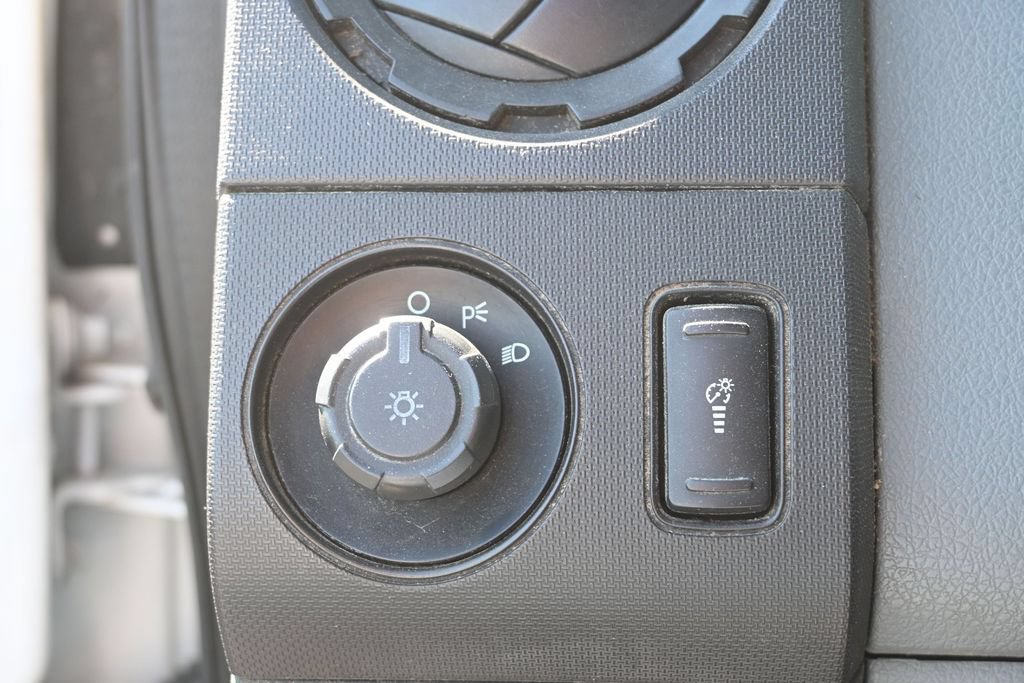 Used 2016 Ford F250 XL w/ Power Equipment Group AWD/4WD image 12