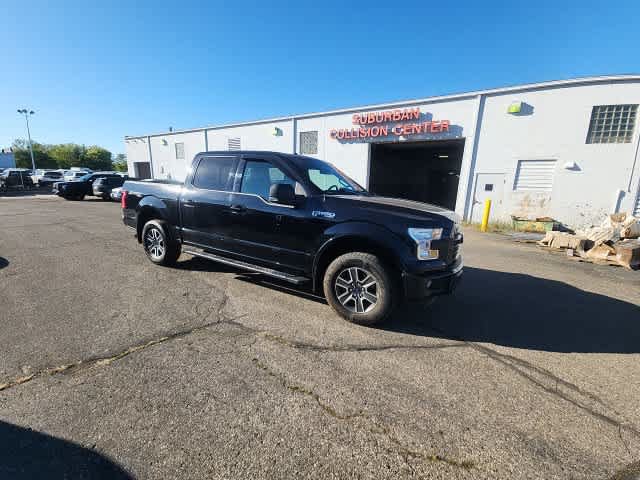 Used 2016 Ford F150 XLT w/ Equipment Group 302A Luxury AWD/4WD image 7