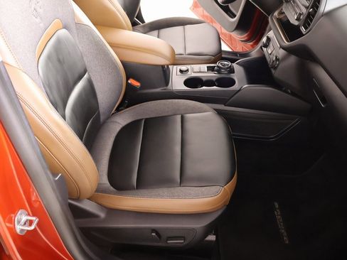 Used 2024 Ford Bronco Sport Outer Banks w/ Tech Package image 14