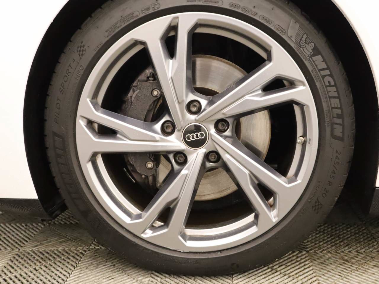 Used 2022 Audi e-tron GT Premium Plus AWD/4WD image 6