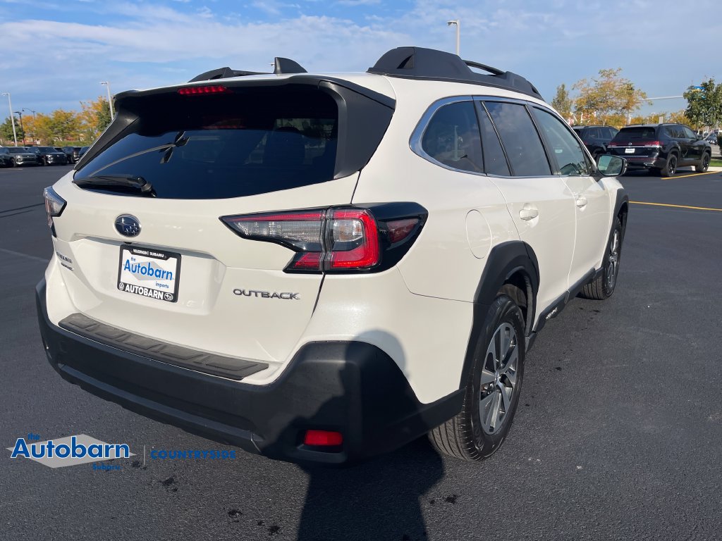Used 2024 Subaru Outback Premium AWD/4WD image 5