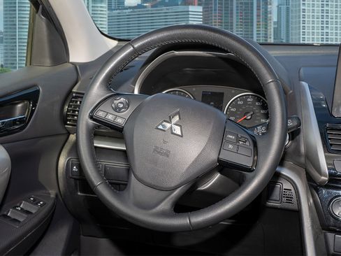 Used 2023 Mitsubishi Eclipse Cross SE AWD/4WD image 20