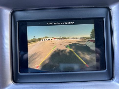 Used 2021 Dodge Charger SXT w/ Leather Interior Group RWD image 17