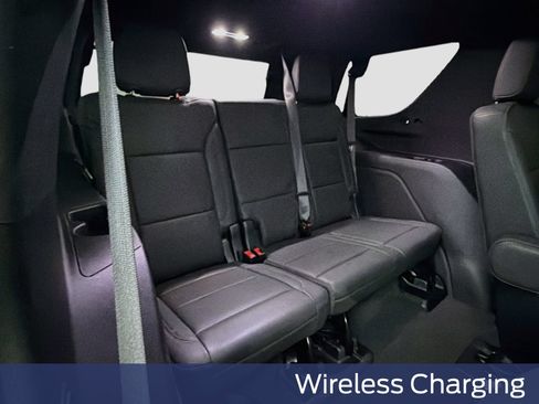 Used 2023 Chevrolet Tahoe Z71 w/ Luxury Package AWD/4WD image 34