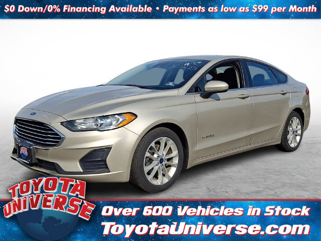 Used 2019 Ford Fusion SE FWD image 1