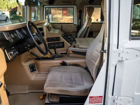 Used 1994 HUMMER H1 4-Door Hard Top AWD/4WD image 42