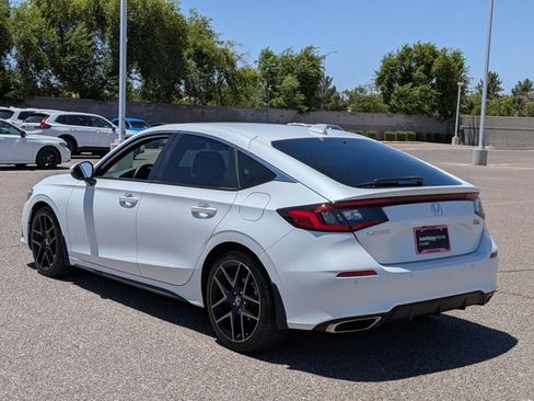 Used 2023 Honda Civic Sport Touring image 8