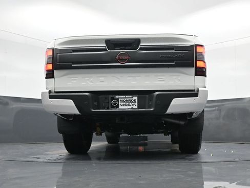 New 2026 Nissan Frontier PRO-4X w/ Pro-4x Convenience Package image 20