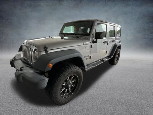 Used 2017 Jeep Wrangler Unlimited Sport w/ Quick Order Package 24S AWD/4WD image 3
