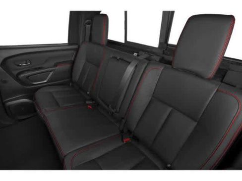 Used 2021 Nissan Titan PRO-4X w/ Pro-4x Convenience Package AWD/4WD image 15