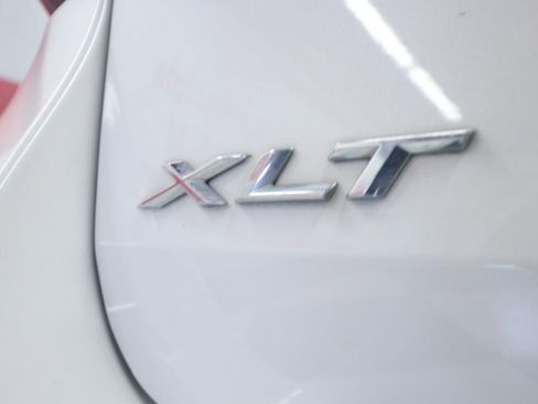 Used 2021 Ford Explorer XLT w/ Equipment Group 202A RWD image 32