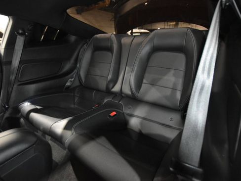 Used 2018 Ford Mustang GT Premium image 46