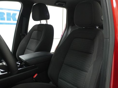 Used 2026 Chevrolet Equinox LT w/ LPO, Floor Liner Package FWD image 6