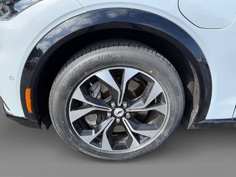 Certified 2023 Ford Mustang Mach-E Premium RWD image 9