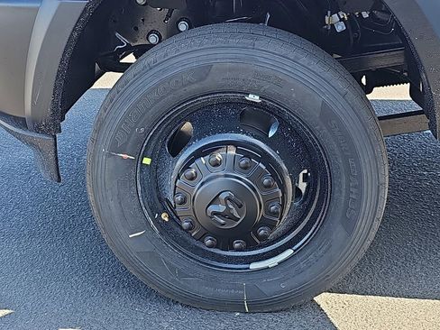 New 2025 RAM 5500 Tradesman image 34