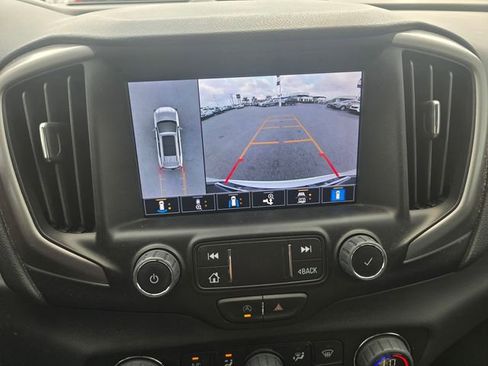 Used 2022 GMC Terrain AT4 w/ Tech Package image 23