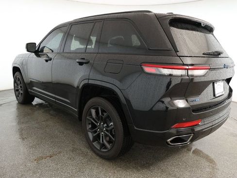 Used 2025 Jeep Grand Cherokee Limited 4xe image 6