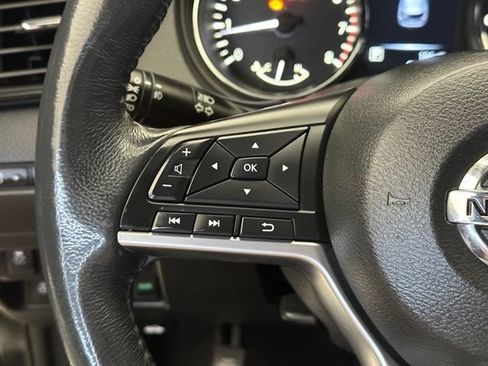 Used 2017 Nissan Rogue Platinum AWD/4WD image 23