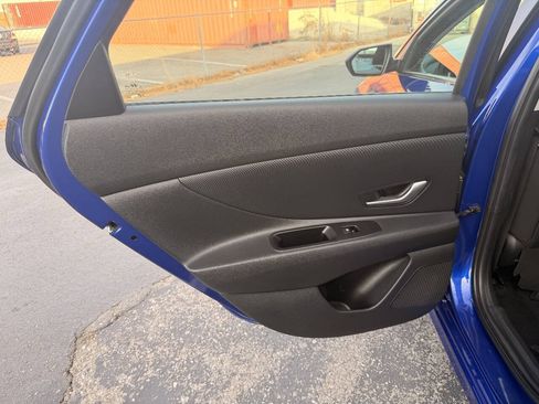 Used 2024 Hyundai Elantra SEL FWD image 24