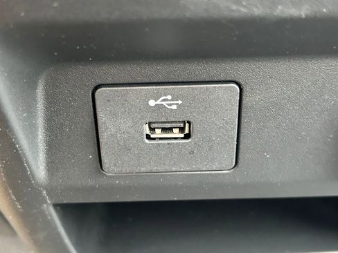 Used 2021 Ford F350 XL w/ Power Equipment Group image 27