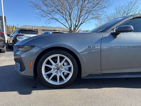 Used 2025 Ford Mustang GT Premium RWD image 19