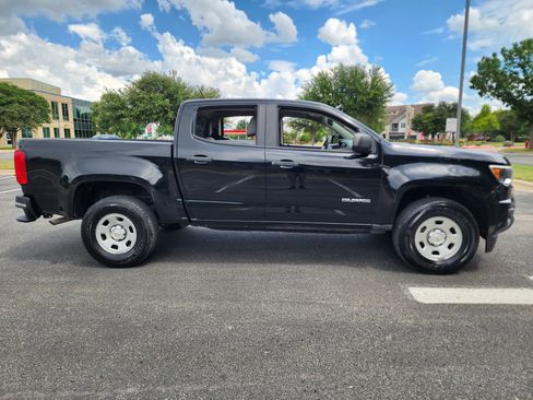 Used 2019 Chevrolet Colorado W/T w/ WT Convenience Package RWD image 8