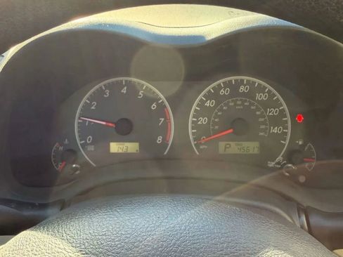 Used 2012 Toyota Corolla LE image 9