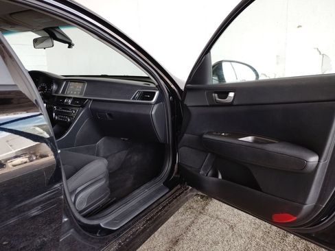 Used 2020 Kia Optima LX FWD image 10