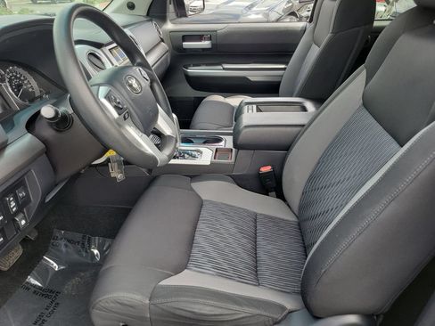 Used 2017 Toyota Tundra SR5 AWD/4WD image 16