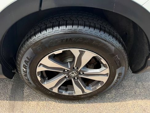 Used 2017 Honda CR-V LX image 11