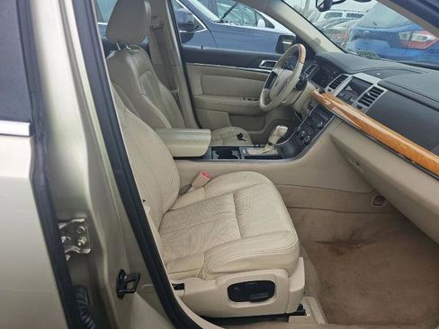 Used 2010 Lincoln MKS FWD image 7