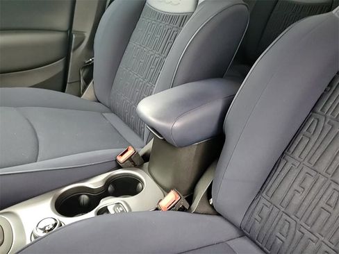 Used 2022 FIAT 500X Pop w/ Sport Appearance Package image 19