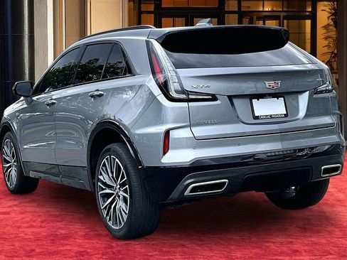 Used 2024 Cadillac XT4 Sport w/ Cold Weather Package FWD image 4