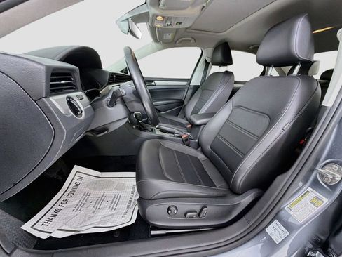 Used 2020 Volkswagen Passat 2.0T SE w/ Sunroof Package FWD image 20