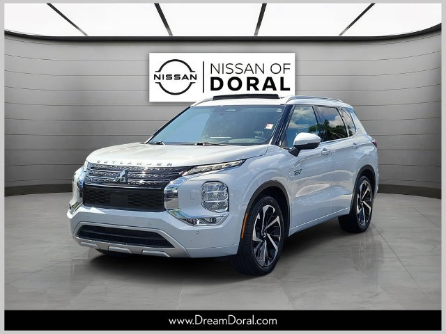 Used 2023 Mitsubishi Outlander SEL AWD/4WD image 1