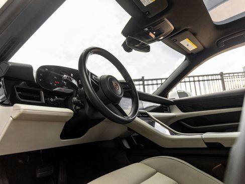 Certified 2021 Porsche Taycan RWD image 4