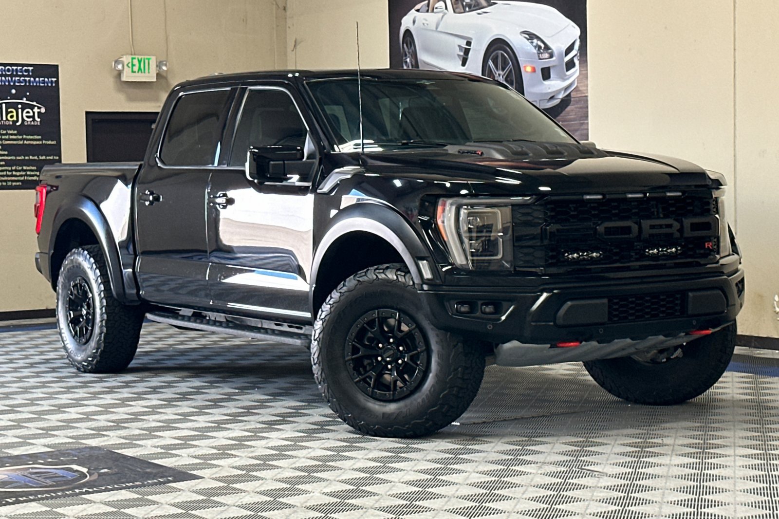 Used 2023 Ford F150 Raptor w/ Equipment Group 802A Raptor R AWD/4WD image 2