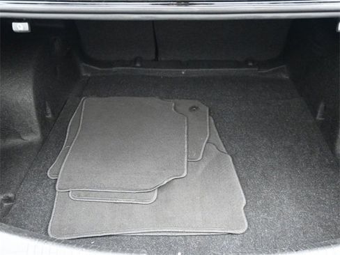 Used 2024 Chevrolet Malibu LT image 29