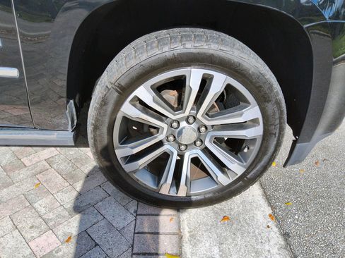 Used 2017 GMC Yukon Denali w/ Open Road Package image 52