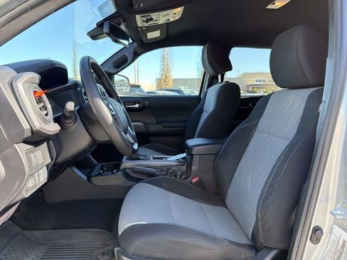 Used 2023 Toyota Tacoma SR image 17